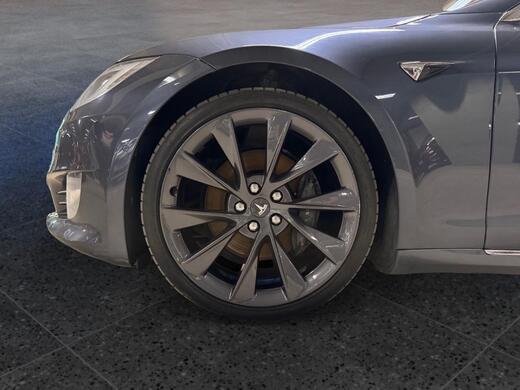 Tesla Model S vaihtoauto