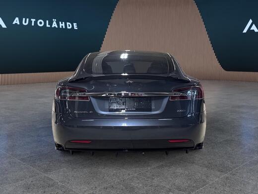 Tesla Model S vaihtoauto