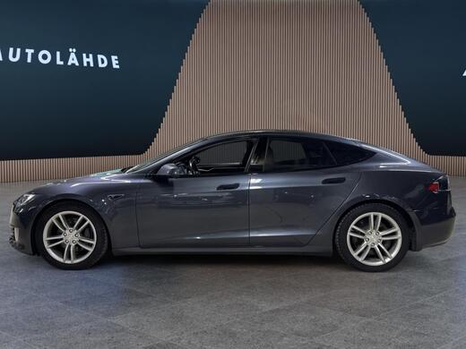 Tesla Model S vaihtoauto
