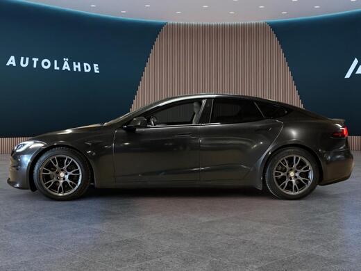 Tesla Model S vaihtoauto