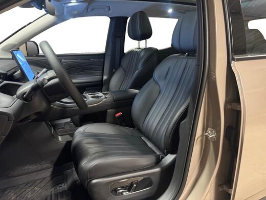 AION V vaihtoauto