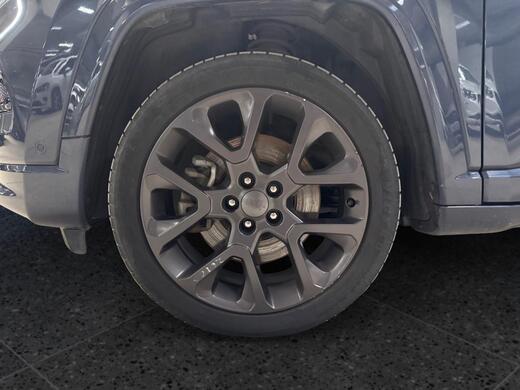 Jeep Compass vaihtoauto