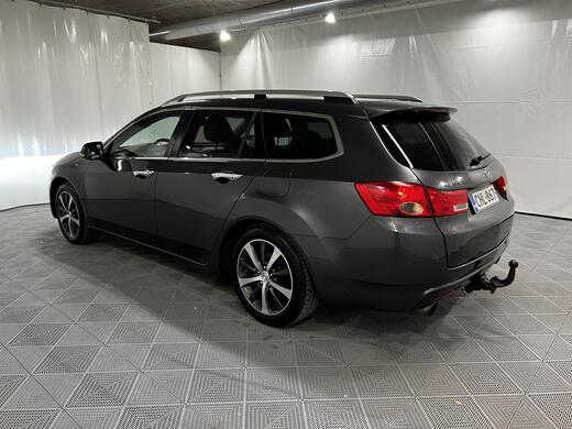 Honda Accord vaihtoauto