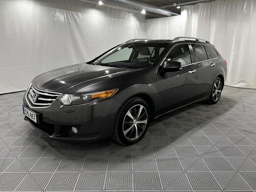 Honda Accord vaihtoauto