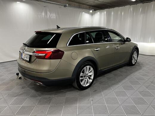Opel Insignia vaihtoauto