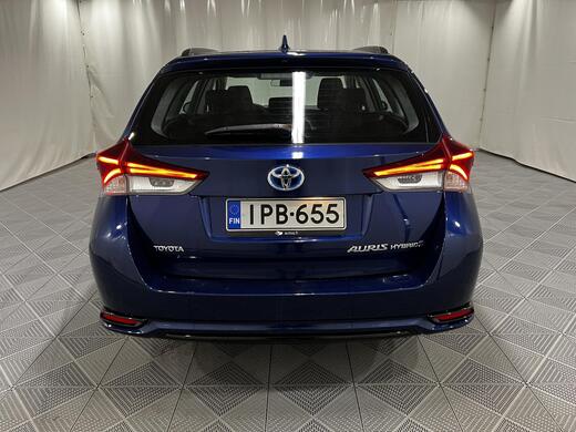 Toyota Auris vaihtoauto