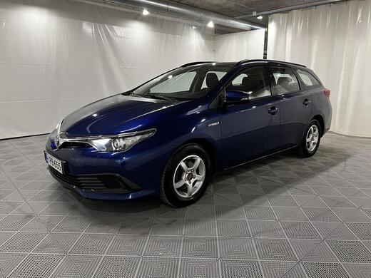Toyota Auris vaihtoauto