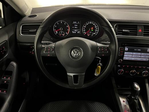 Volkswagen Jetta vaihtoauto