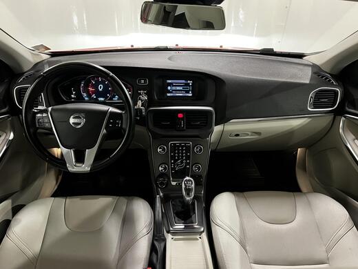 Volvo V40 vaihtoauto