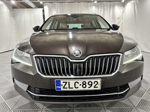 Skoda Superb vaihtoauto