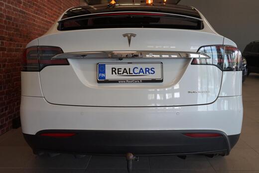 Tesla Model X vaihtoauto