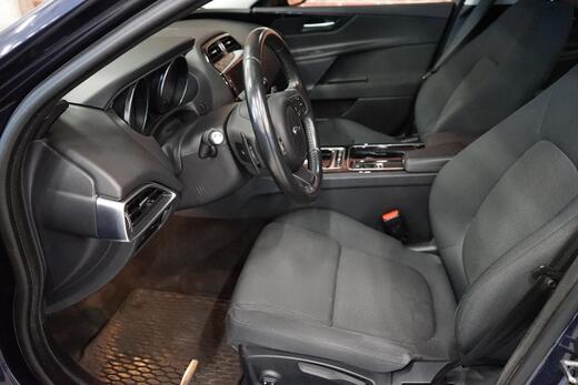 Jaguar XE vaihtoauto