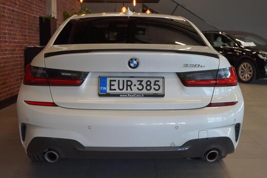 BMW 330 vaihtoauto