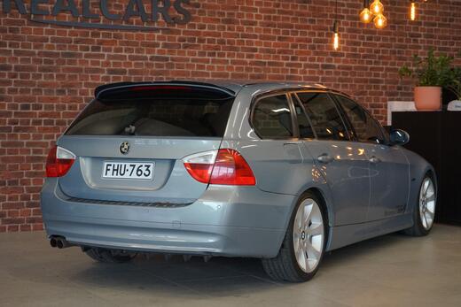 BMW 325 vaihtoauto