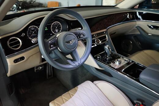 Bentley Flying Spur vaihtoauto