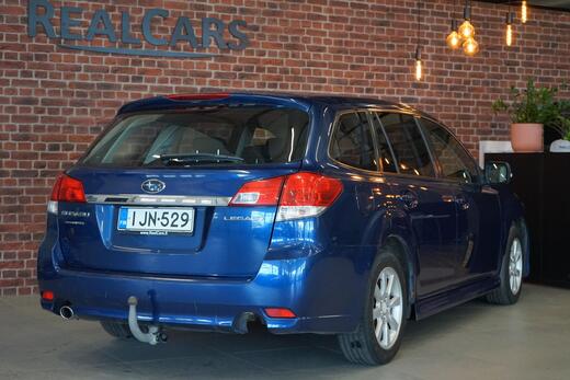 Subaru Legacy vaihtoauto