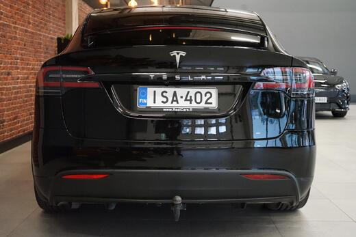 Tesla Model X vaihtoauto