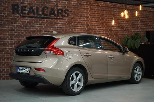 Volvo V40 vaihtoauto
