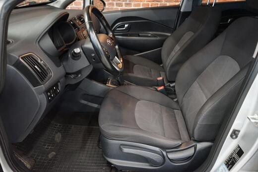 Kia Rio vaihtoauto