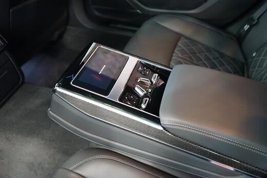 Audi A8 vaihtoauto