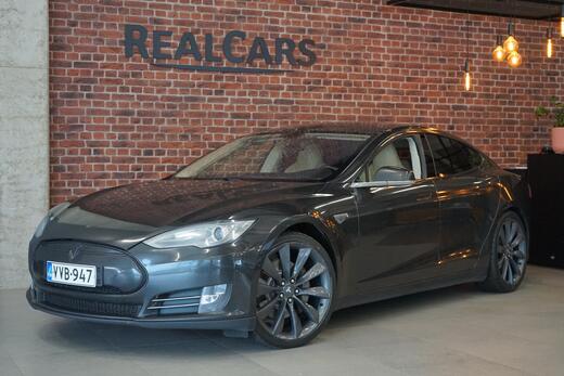 Tesla Model S vaihtoauto