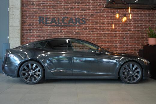 Tesla Model S vaihtoauto