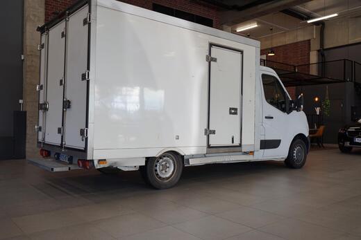 Nissan NV400 vaihtoauto