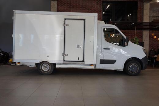 Nissan NV400 vaihtoauto