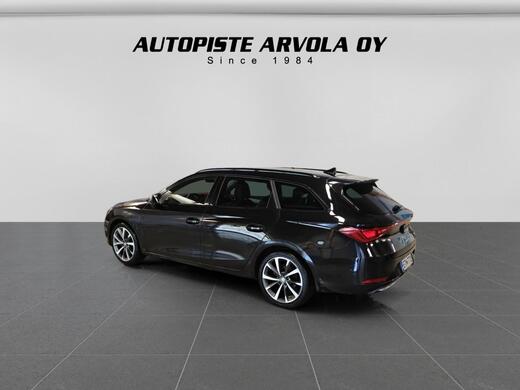 SEAT Leon Sportstourer vaihtoauto
