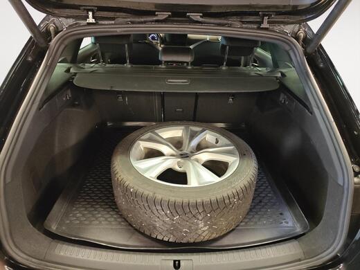 SEAT Leon Sportstourer vaihtoauto