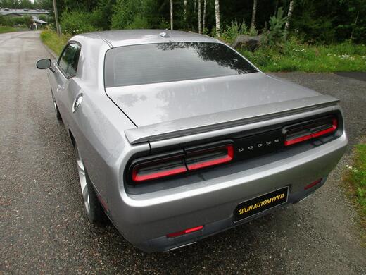 Dodge Challenger vaihtoauto