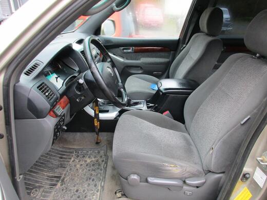 Toyota Land Cruiser vaihtoauto