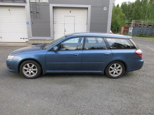 Subaru Legacy vaihtoauto