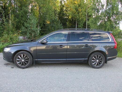 Volvo V70 vaihtoauto
