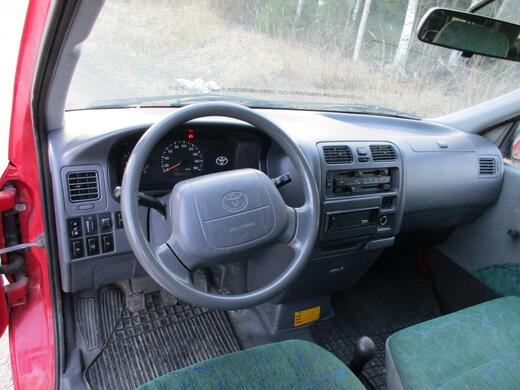 Toyota Hiace vaihtoauto