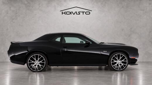 Dodge Challenger vaihtoauto