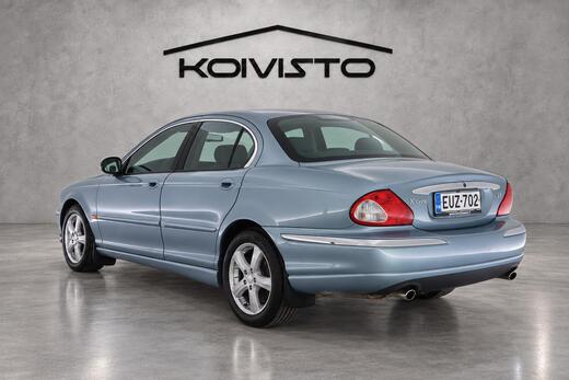 Jaguar X-Type vaihtoauto