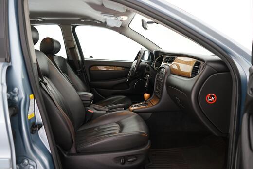 Jaguar X-Type vaihtoauto