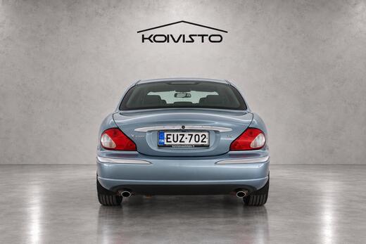 Jaguar X-Type vaihtoauto