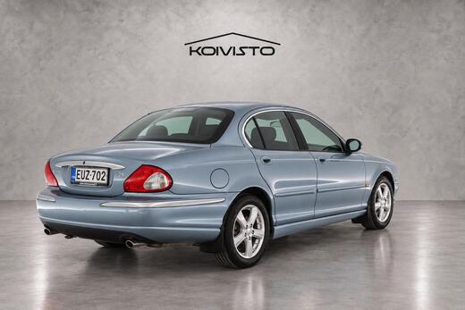 Jaguar X-Type vaihtoauto