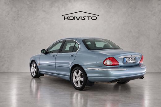 Jaguar X-Type vaihtoauto