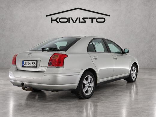 Toyota Avensis vaihtoauto