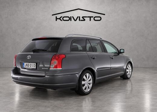 Toyota Avensis vaihtoauto