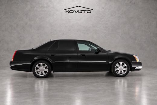 Cadillac DTS vaihtoauto