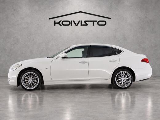 Nissan Fuga vaihtoauto