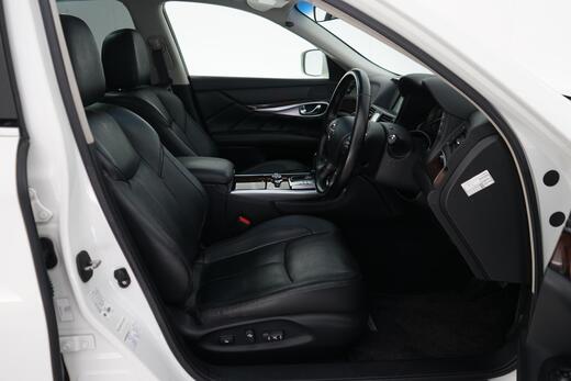 Nissan Fuga vaihtoauto