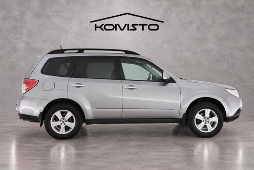 Subaru Forester vaihtoauto