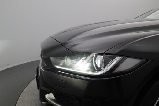 Jaguar XE vaihtoauto