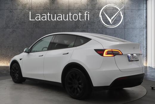 Tesla Model Y vaihtoauto