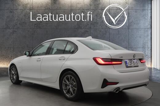 BMW 330 vaihtoauto